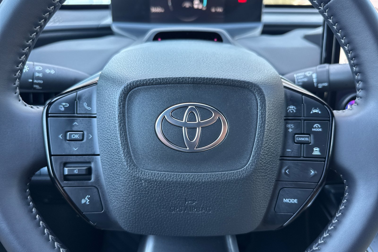 Certified 2026 Toyota bZ FWD image 28