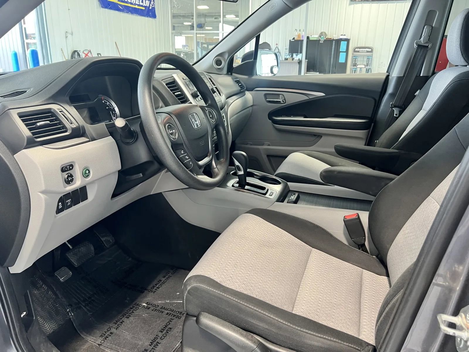 Used 2018 Honda Ridgeline RT image 9