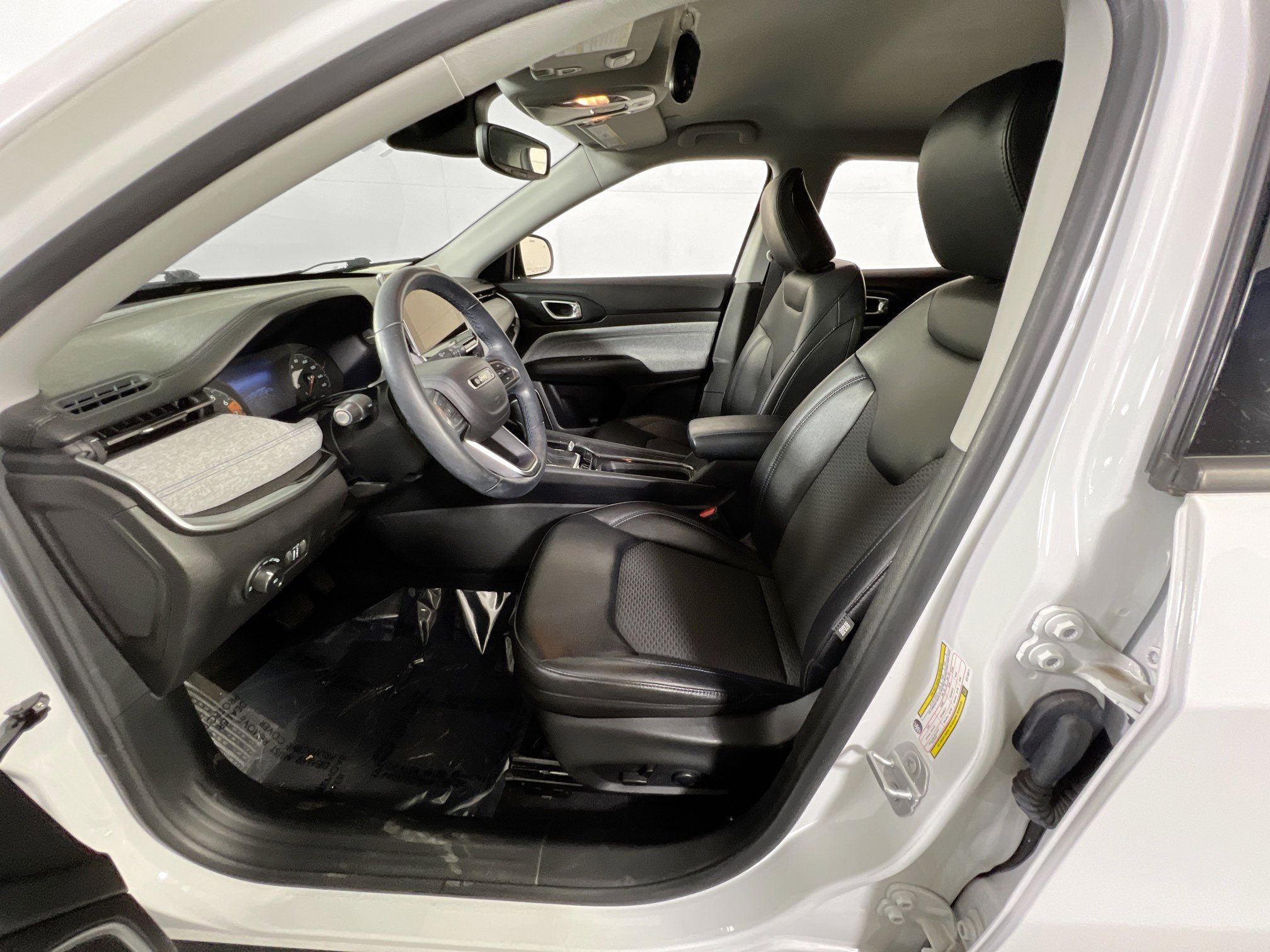 Used 2022 Jeep Compass Latitude w/ Convenience Group AWD/4WD image 18