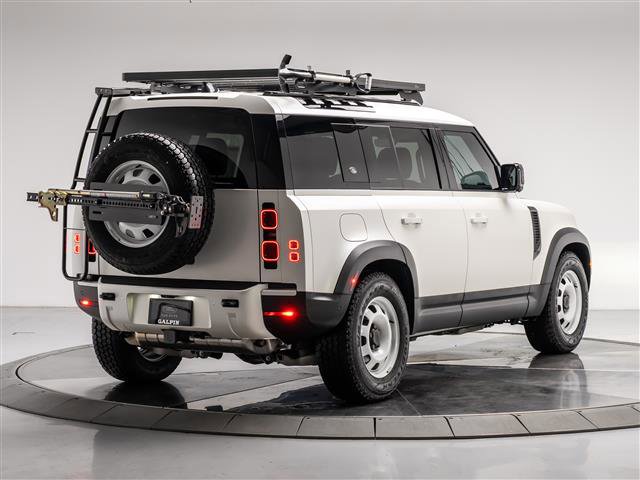 New 2024 Land Rover Defender 110 S image 5
