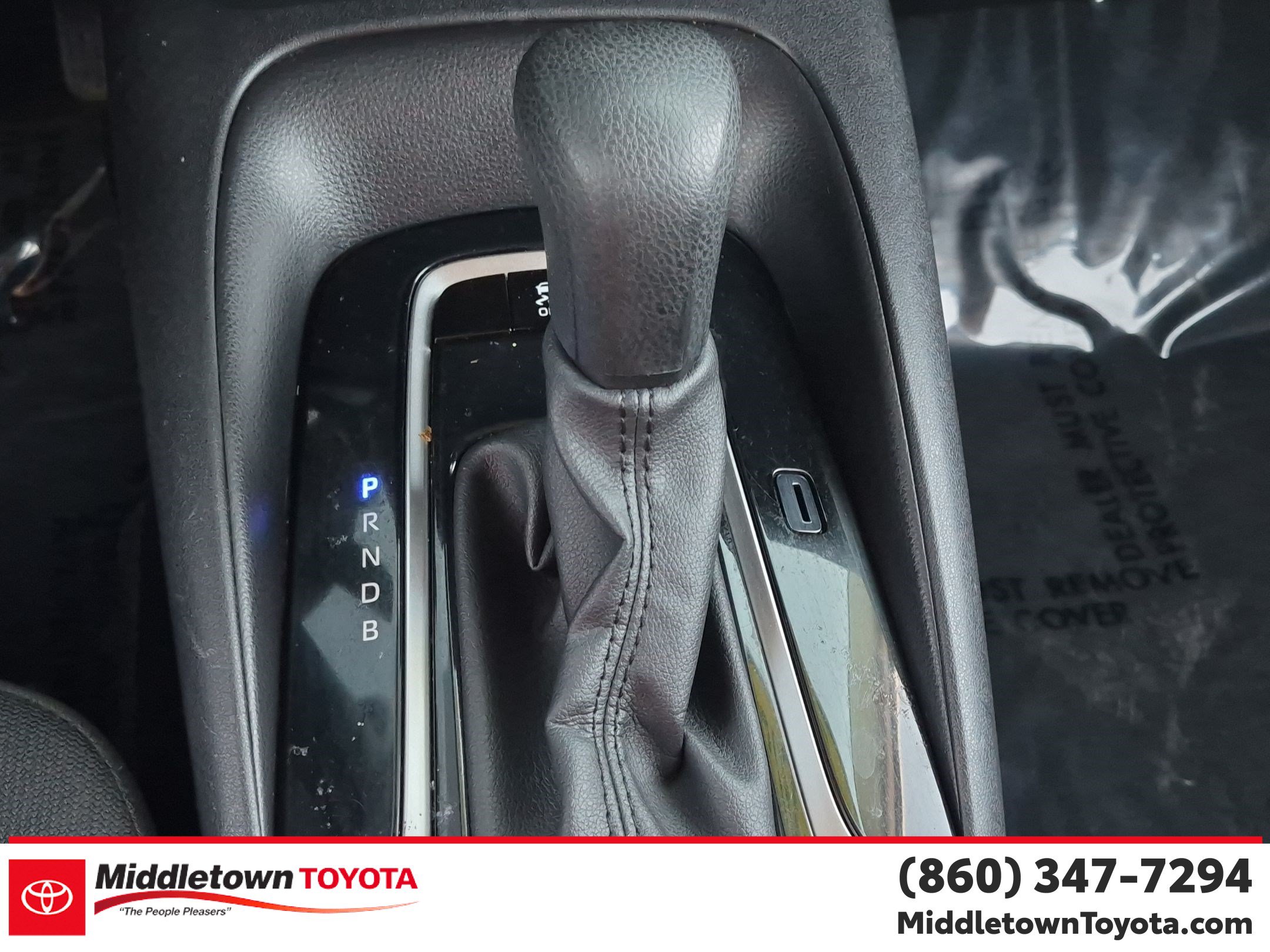 Certified 2025 Toyota Corolla LE FWD image 27