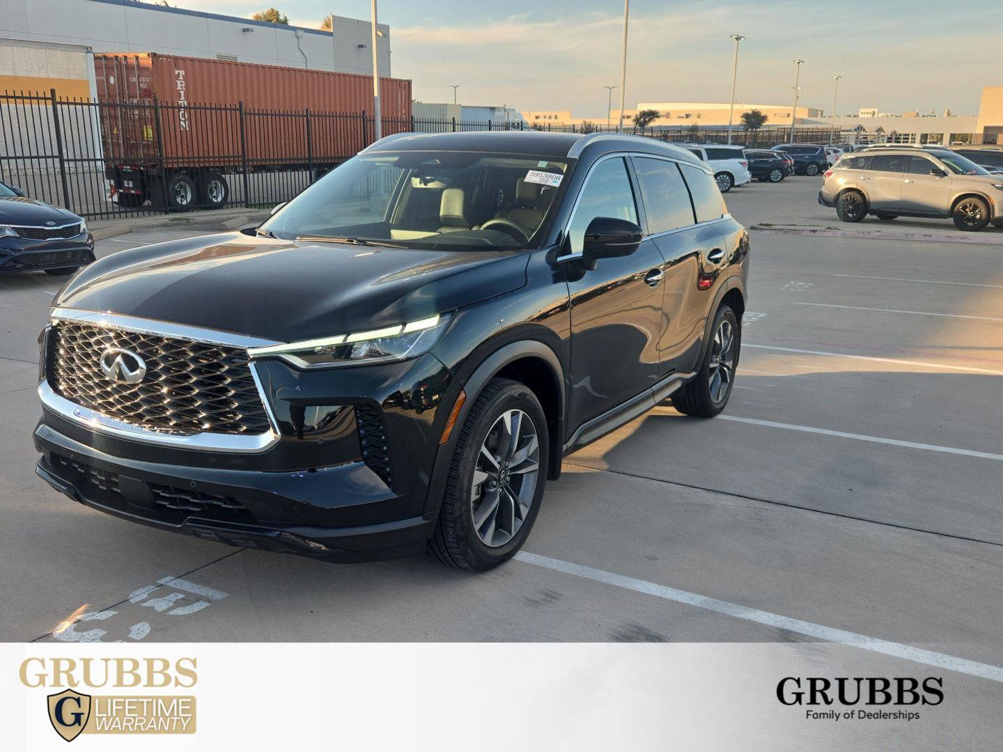 Certified 2025 INFINITI QX60 Luxe