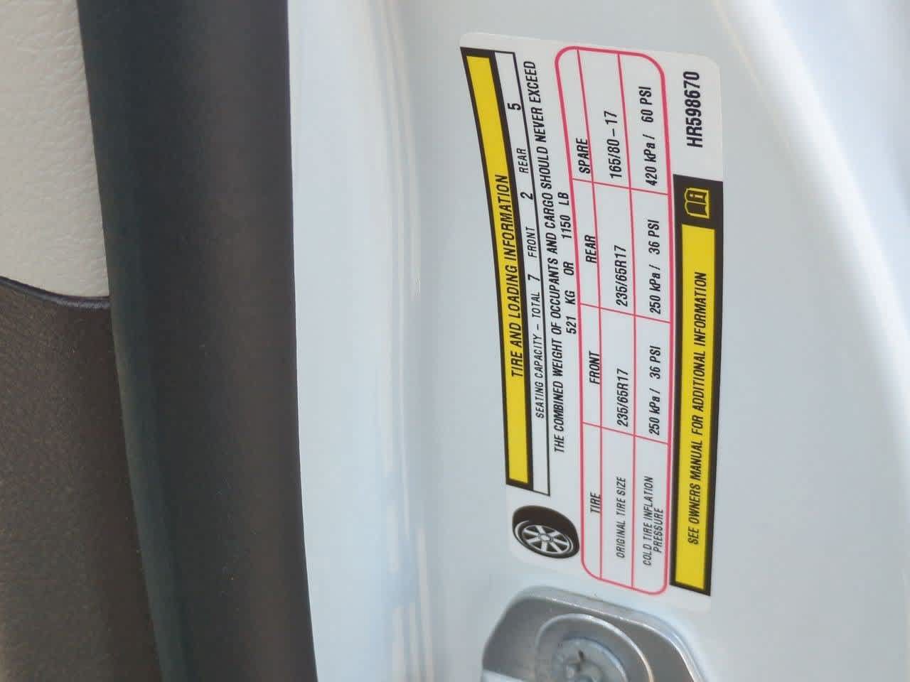 Used 2017 Chrysler Pacifica Touring-L FWD image 34