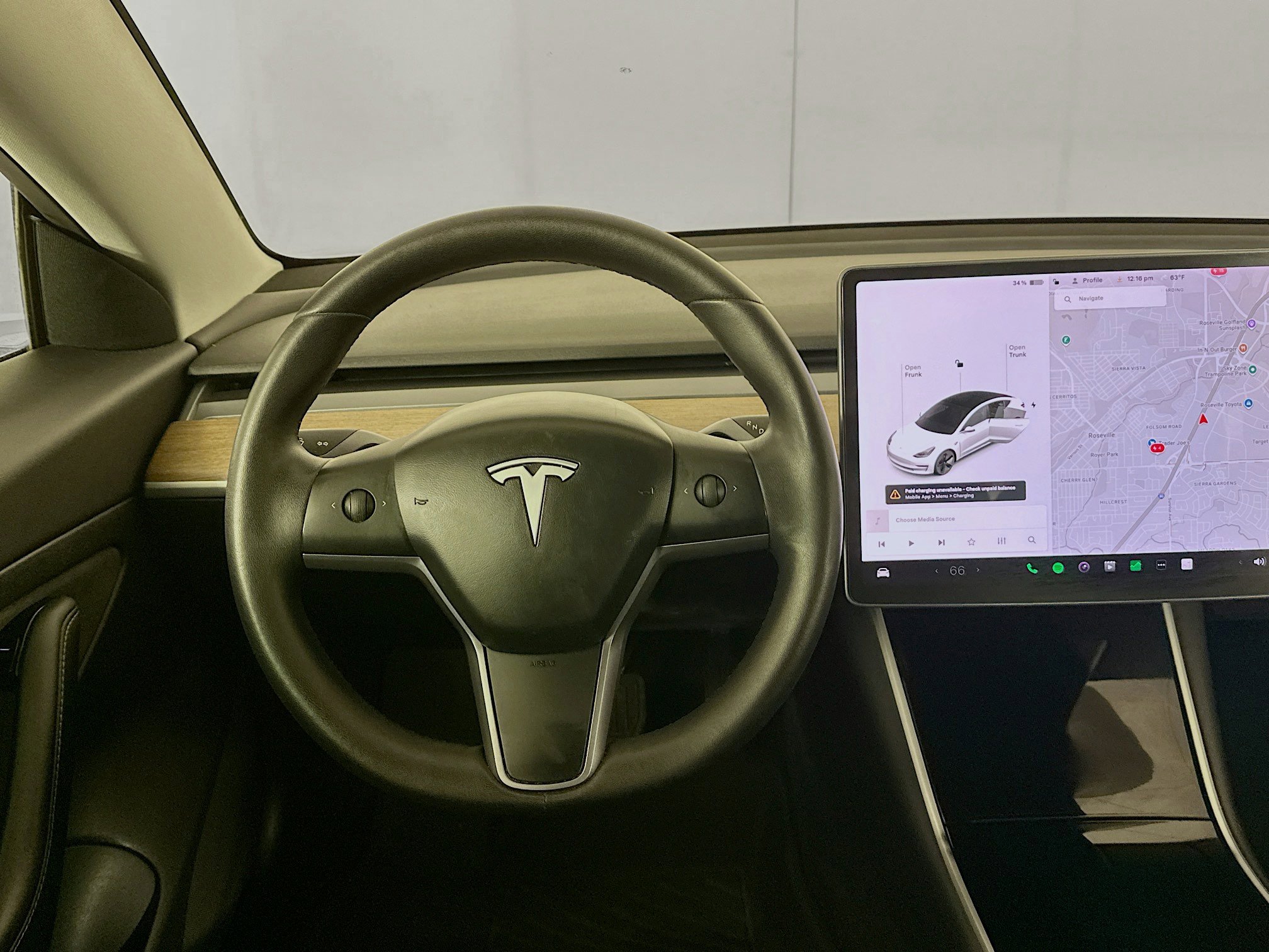 Used 2020 Tesla Model 3 Standard Range Plus image 17