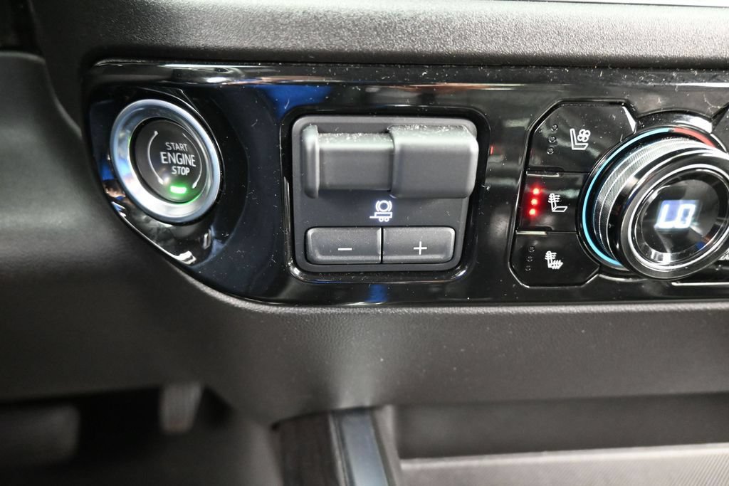 Used 2022 Chevrolet Silverado 1500 LTZ RWD image 34