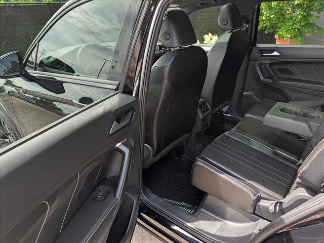 Used 2023 Volkswagen Tiguan SE R-Line FWD image 24