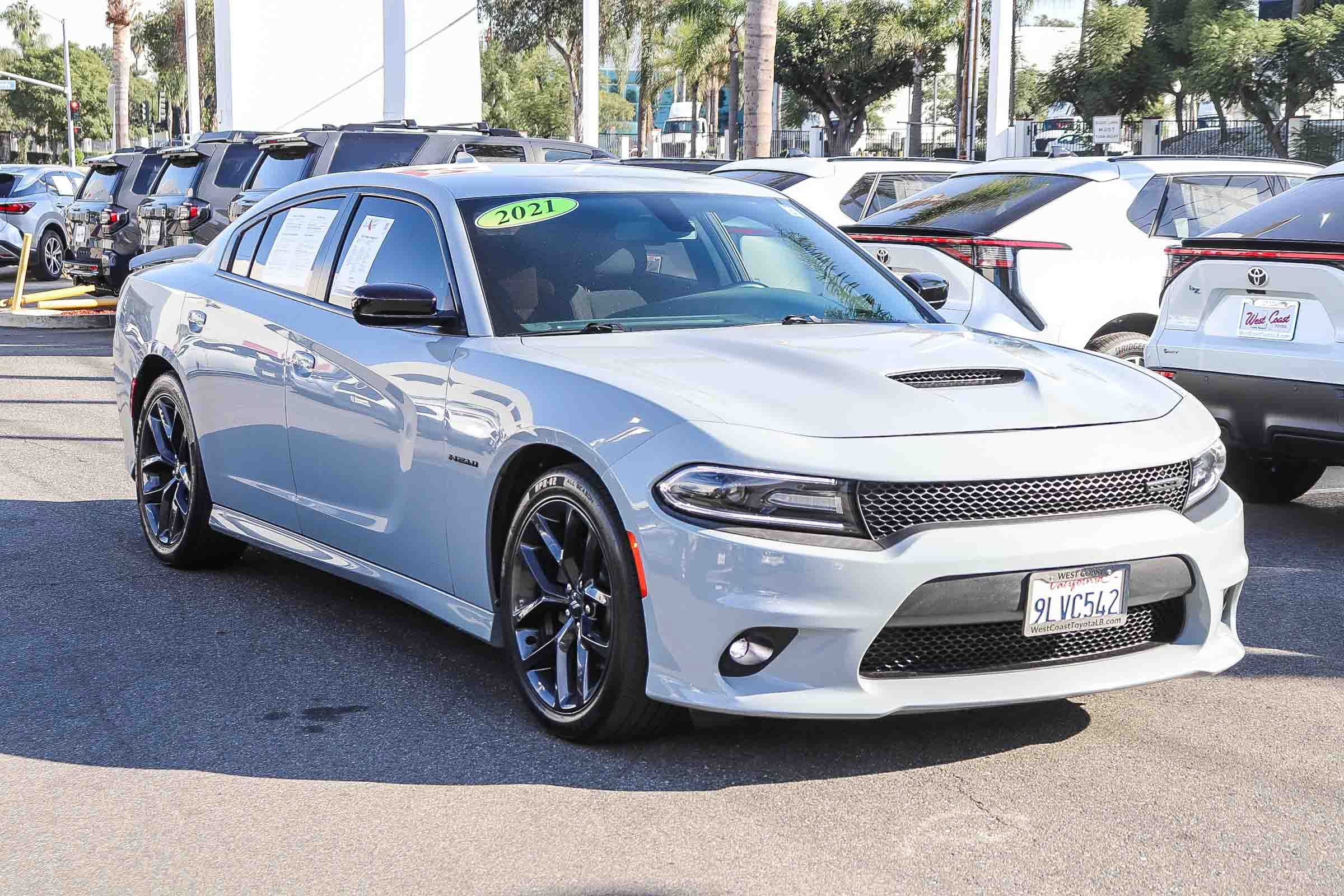 Used 2021 Dodge Charger R/T w/ Blacktop Package image 3