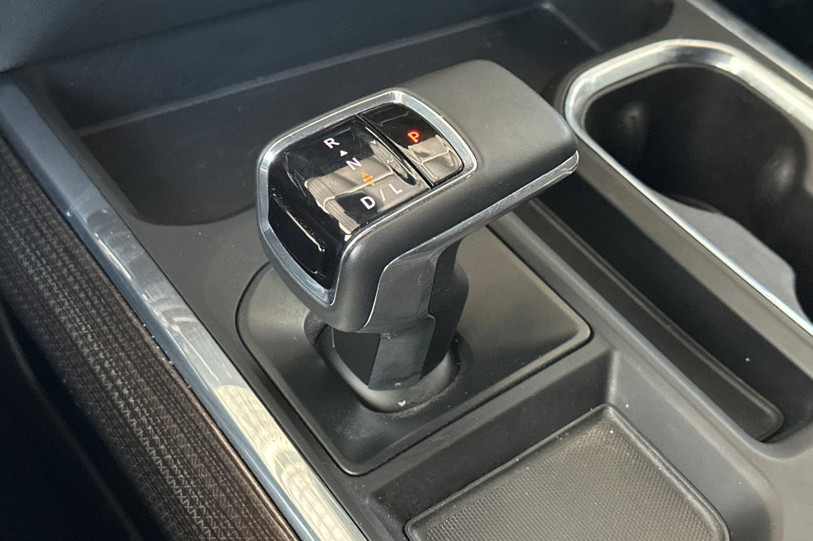 Used 2025 Chevrolet Silverado 1500 LT Trail Boss w/ LPO, Dark Essentials Package AWD/4WD image 28