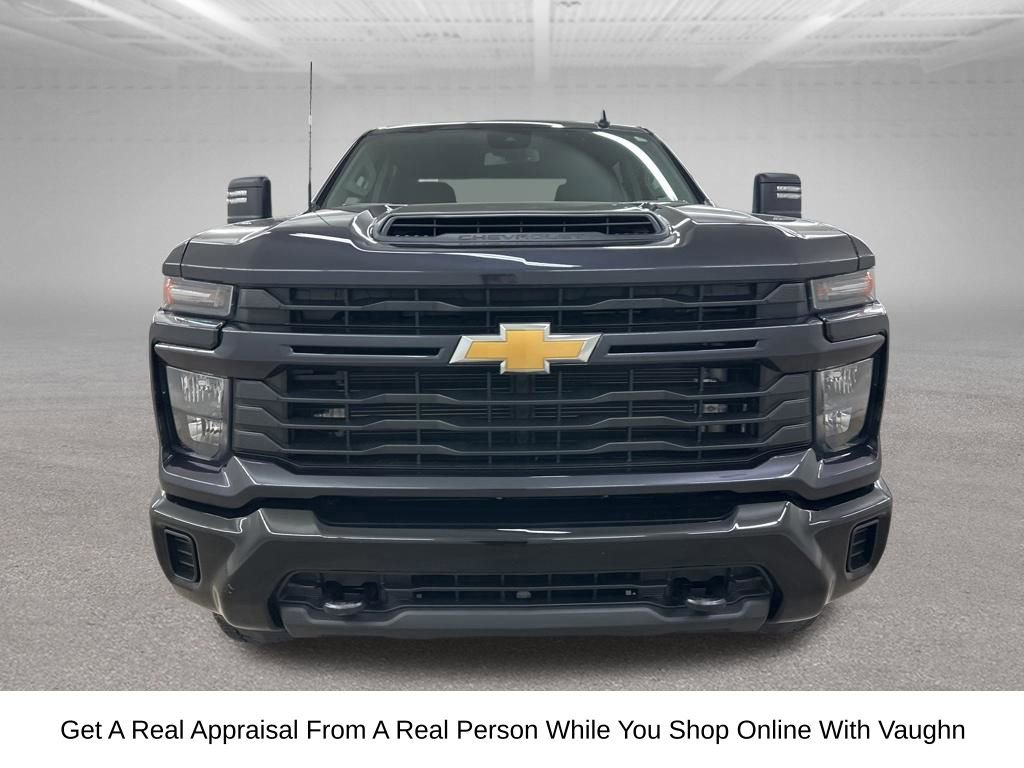 Used 2024 Chevrolet Silverado 2500 Custom w/ Custom Value Package AWD/4WD image 5