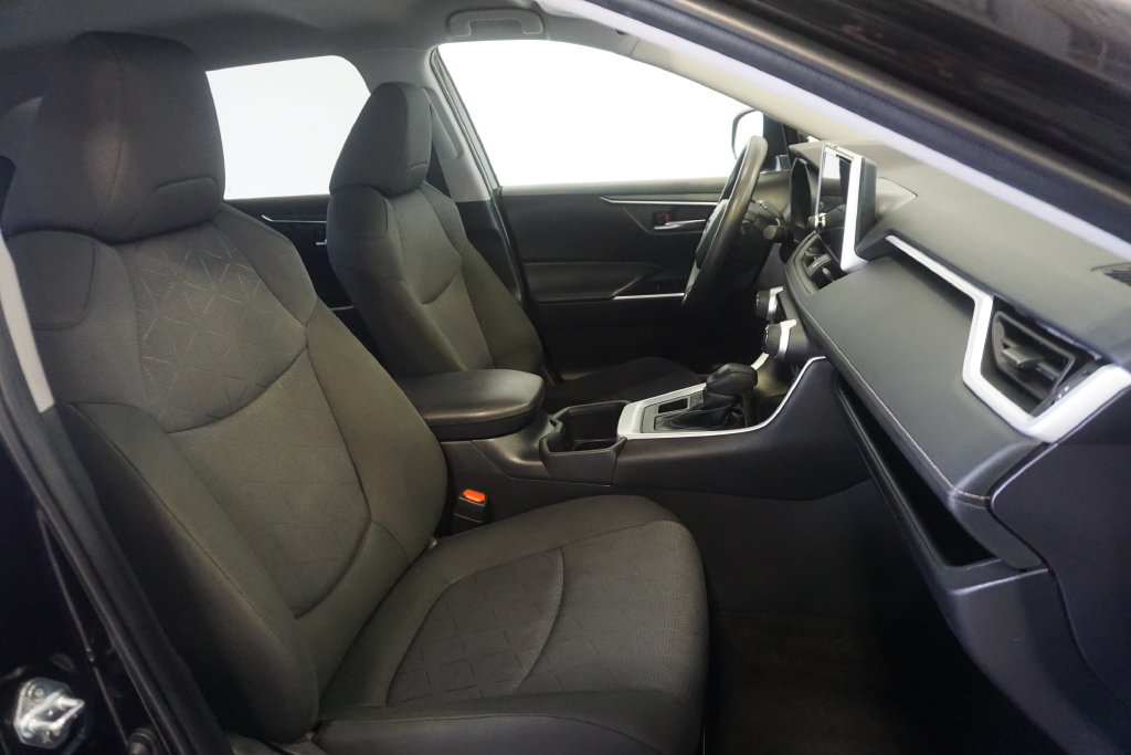 Certified 2025 Toyota RAV4 XLE AWD/4WD image 23