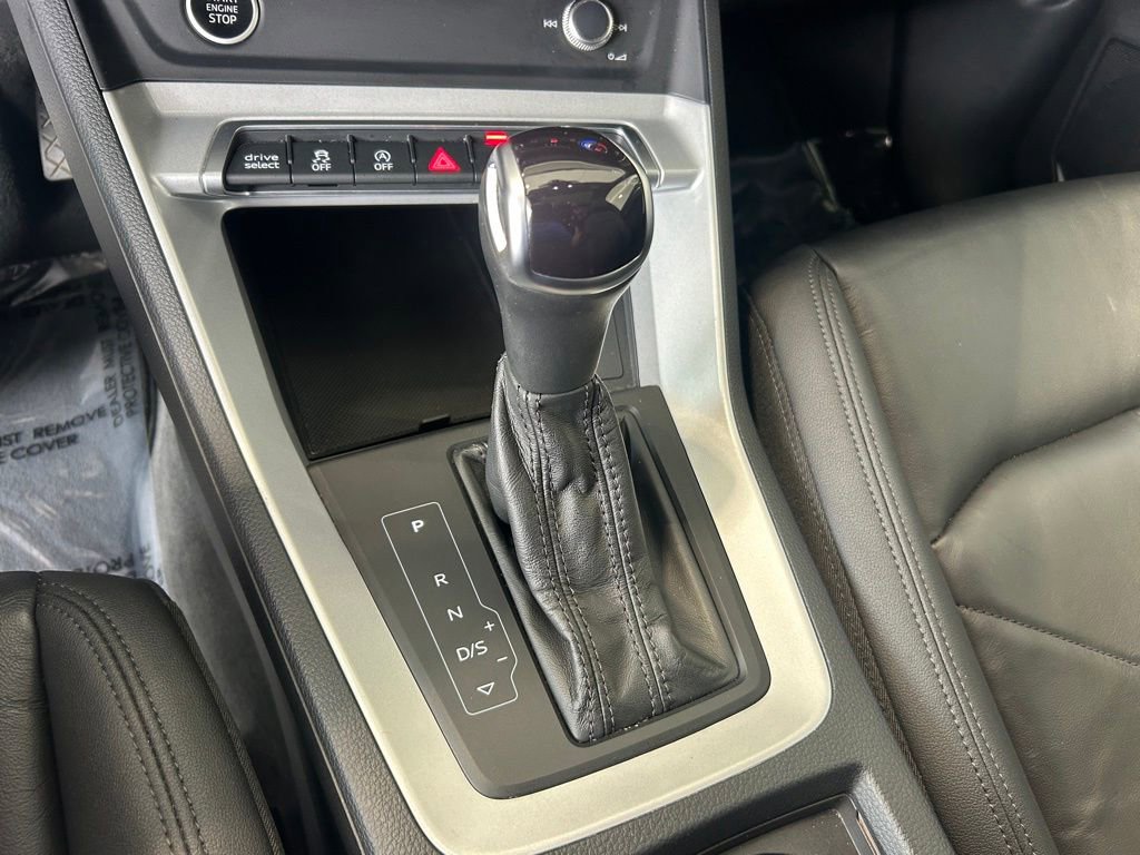 Used 2023 Audi Q3 2.0T Premium image 13