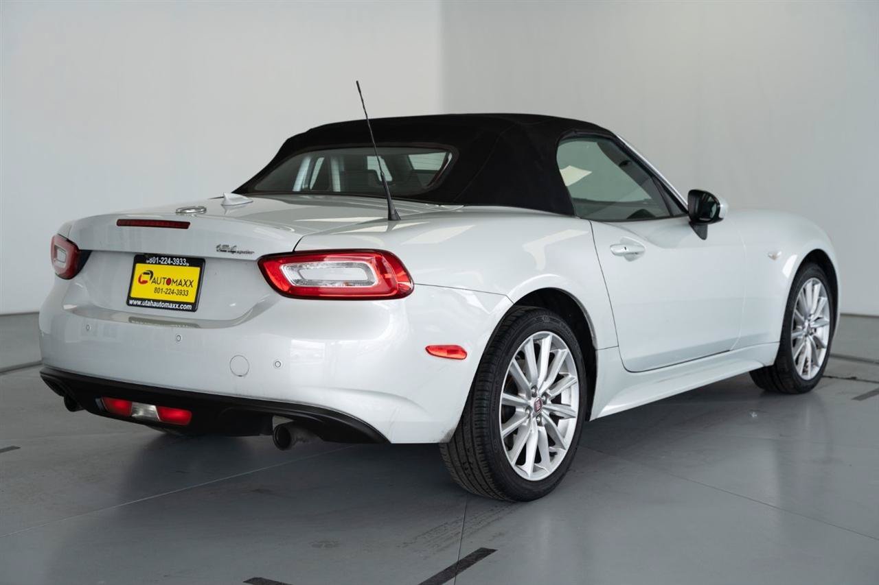 Used 2019 FIAT 124 Spider Lusso w/ Convenience Group RWD image 8