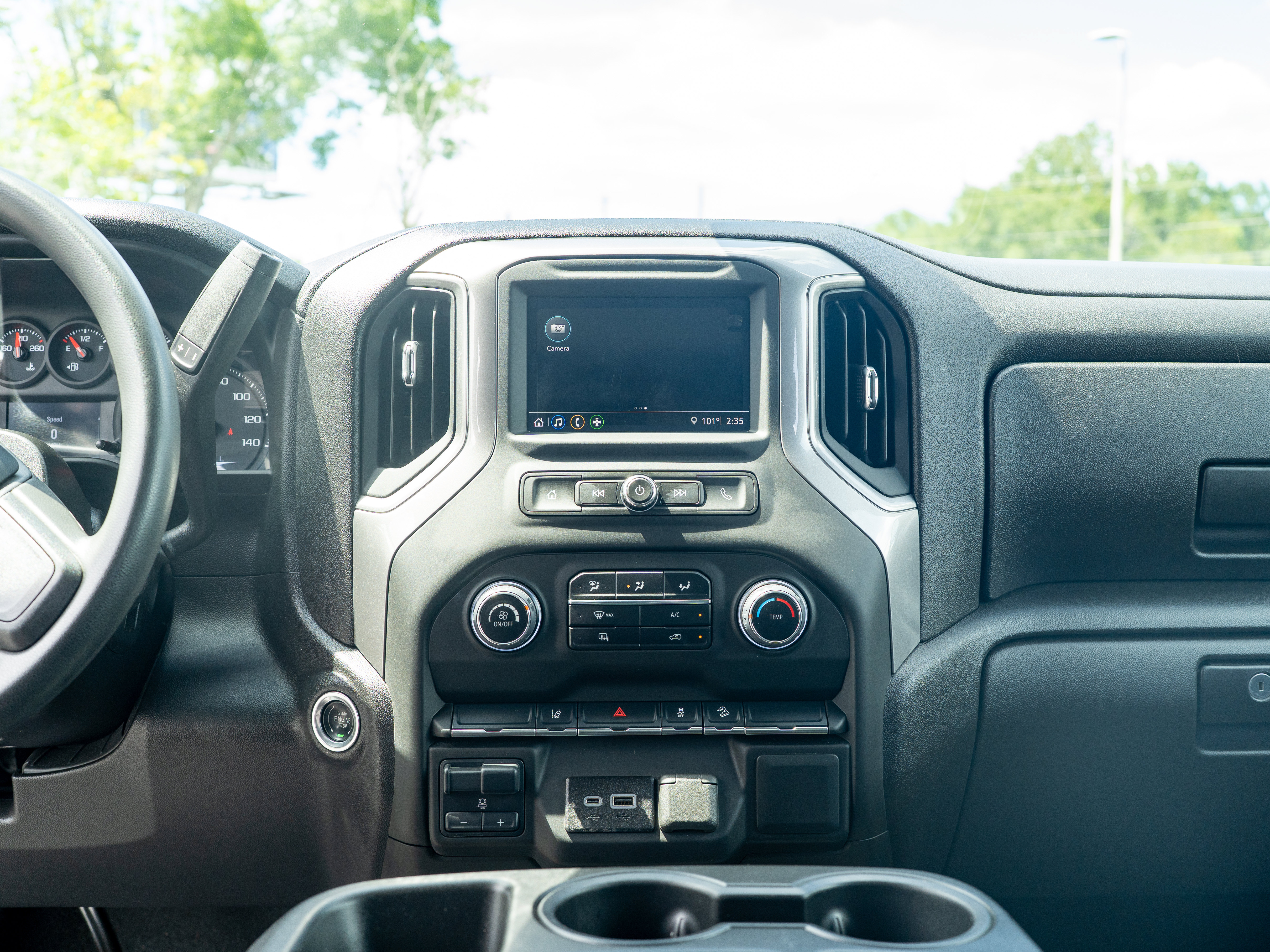 Used 2025 Chevrolet Silverado 2500 Custom w/ Z71 Off-Road Package AWD/4WD image 14