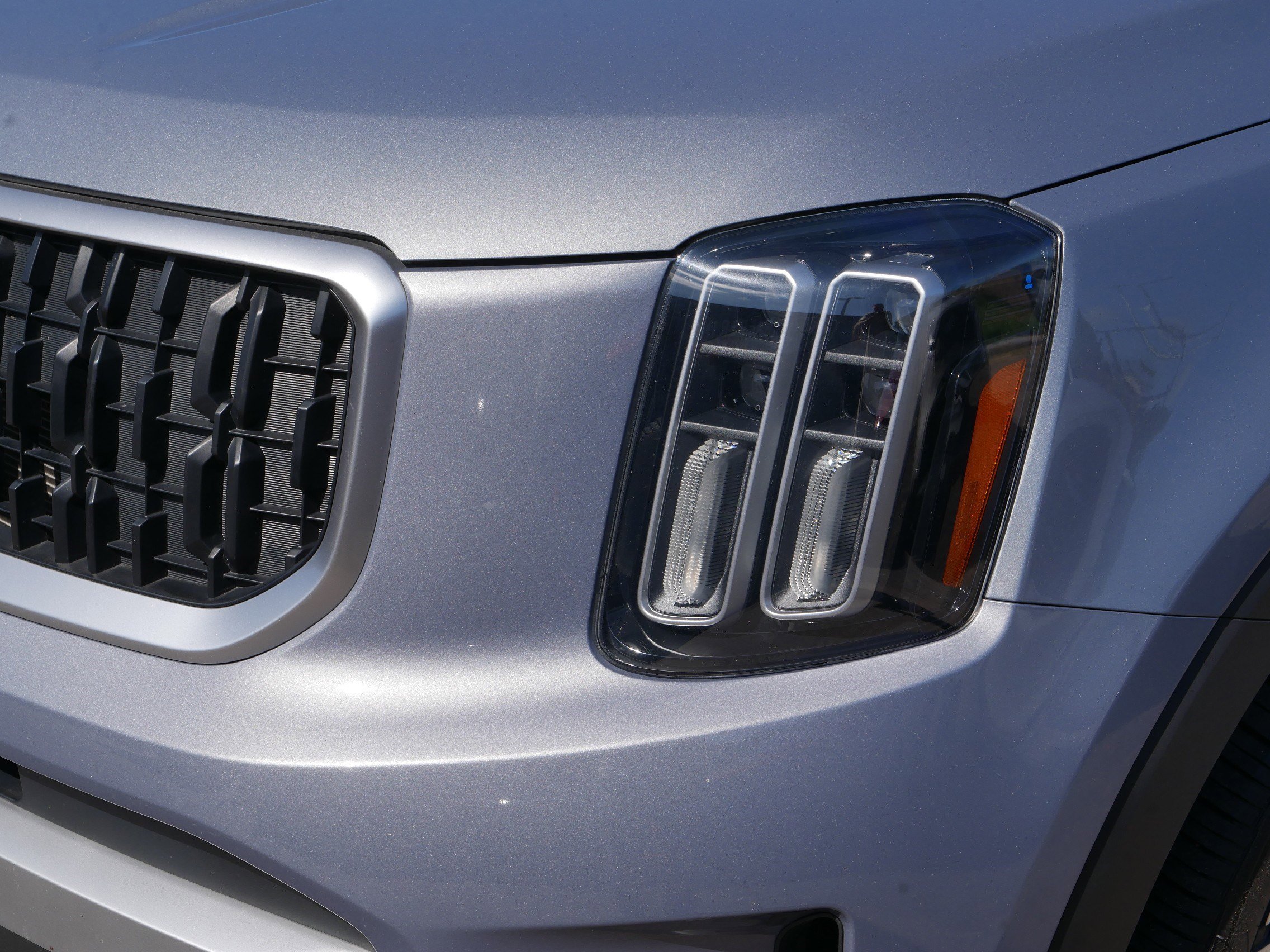 Used 2023 Kia Telluride EX w/ EX Captain's Chair Package image 16