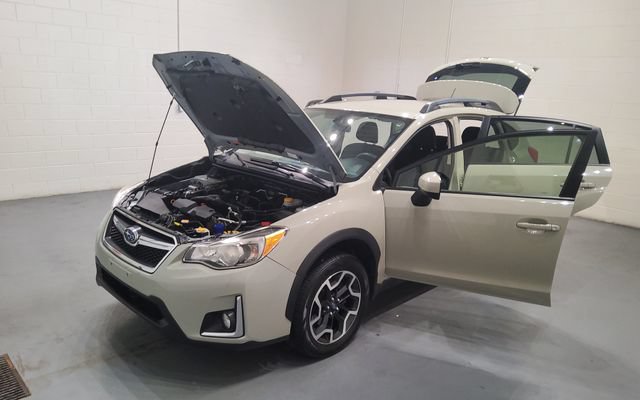 Used 2017 Subaru Crosstrek 2.0i Premium AWD/4WD image 10