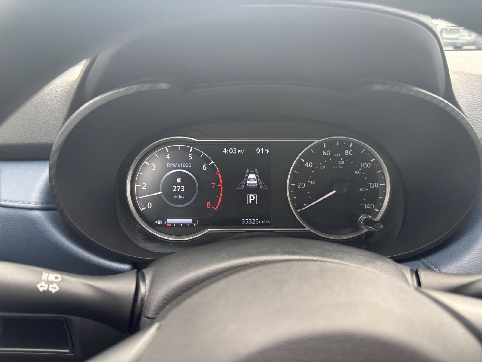 Used 2025 Nissan Versa SV FWD image 30