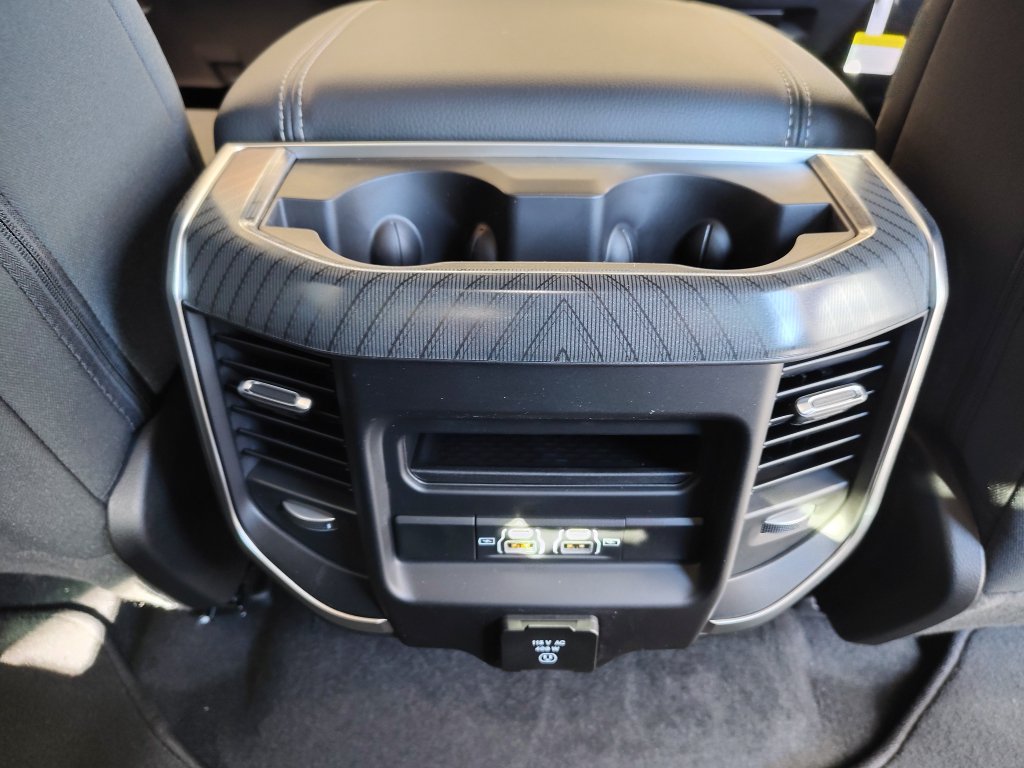 New 2026 RAM 1500 Big Horn AWD/4WD image 37