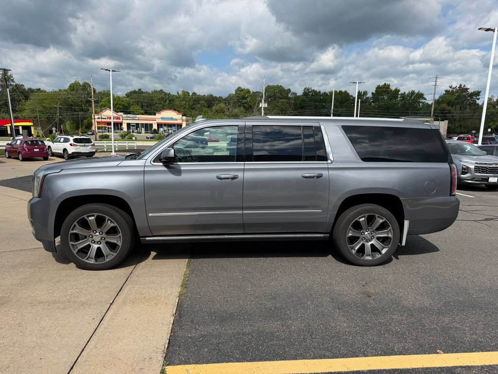 Used 2018 GMC Yukon XL Denali w/ Denali Ultimate Package AWD/4WD image 4