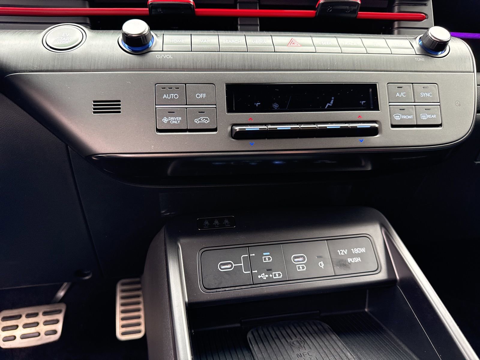 Certified 2025 Hyundai Kona N Line image 23