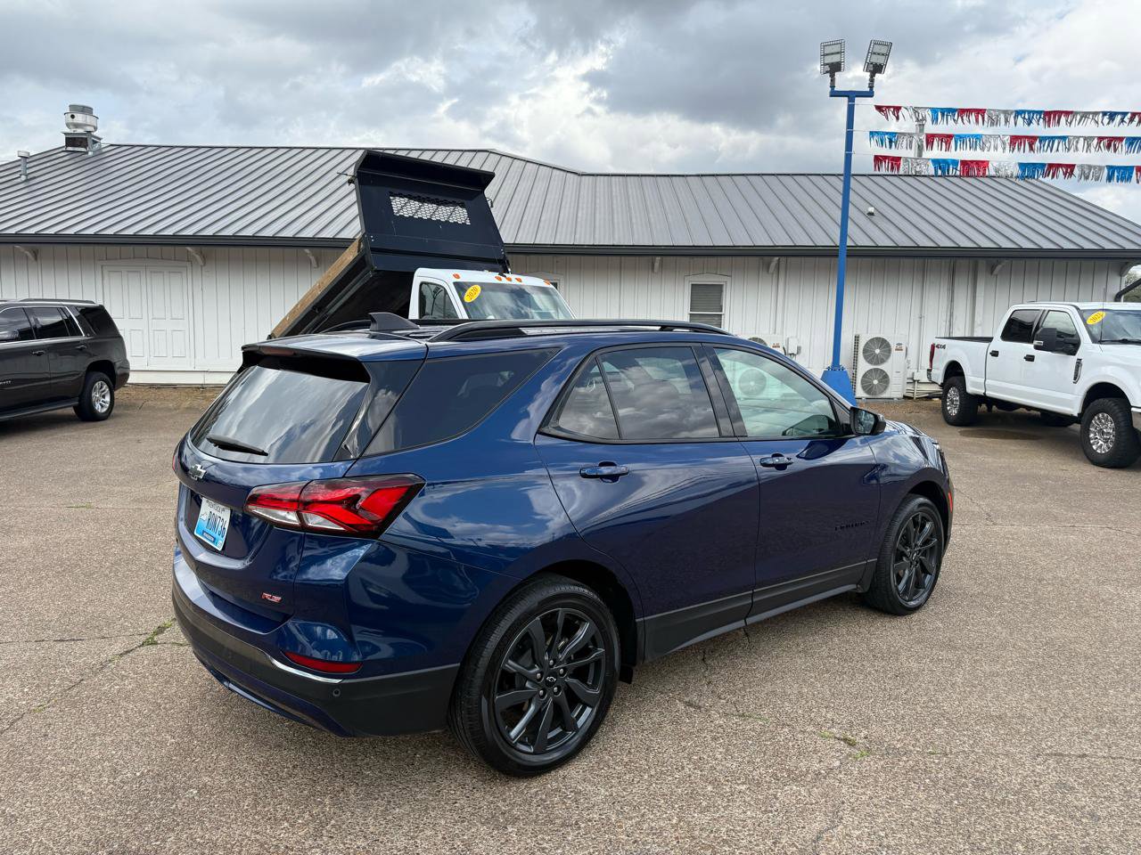 Used 2023 Chevrolet Equinox RS image 5