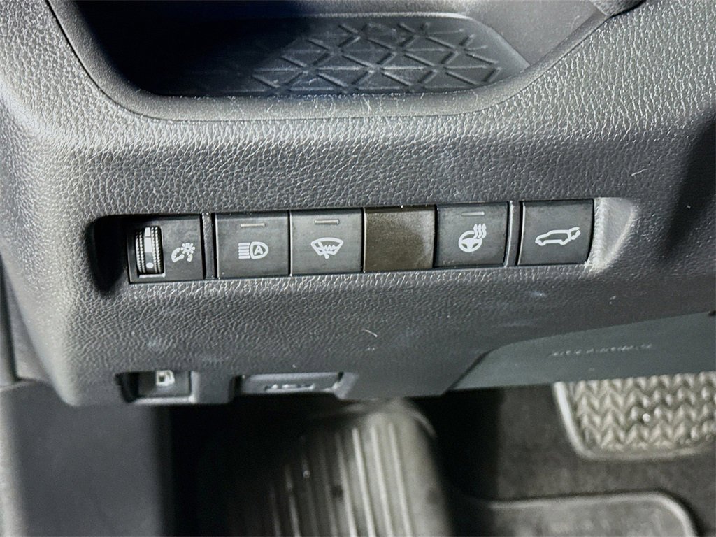 Used 2021 Toyota RAV4 XSE image 11