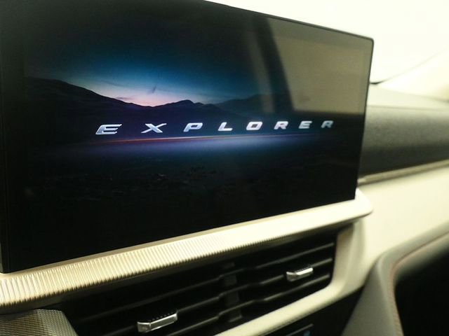 New 2026 Ford Explorer Active w/ Active Comfort Package image 16