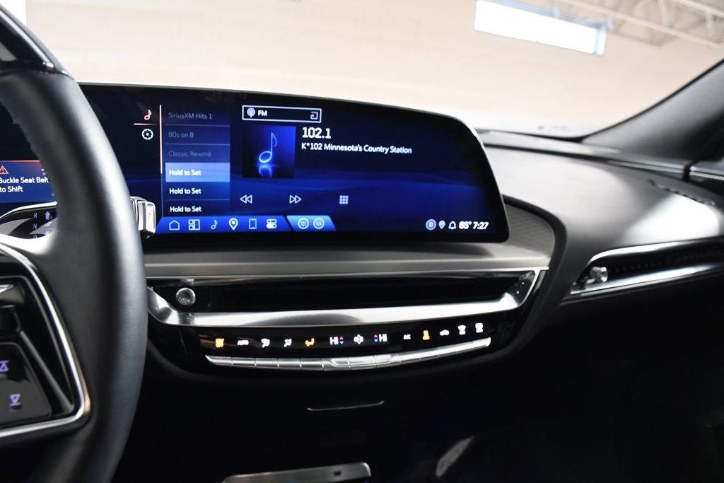 Used 2024 Cadillac Lyriq Luxury image 32