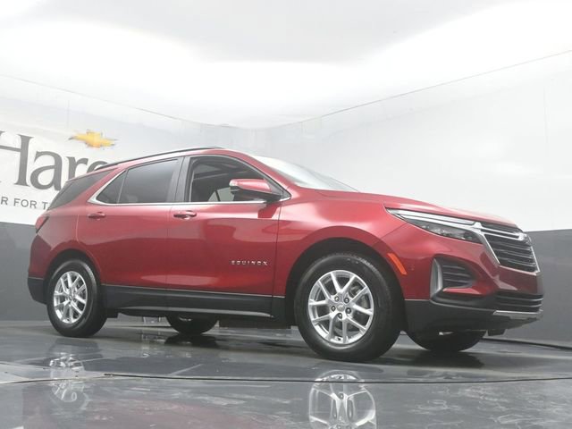 Used 2024 Chevrolet Equinox LT FWD image 2
