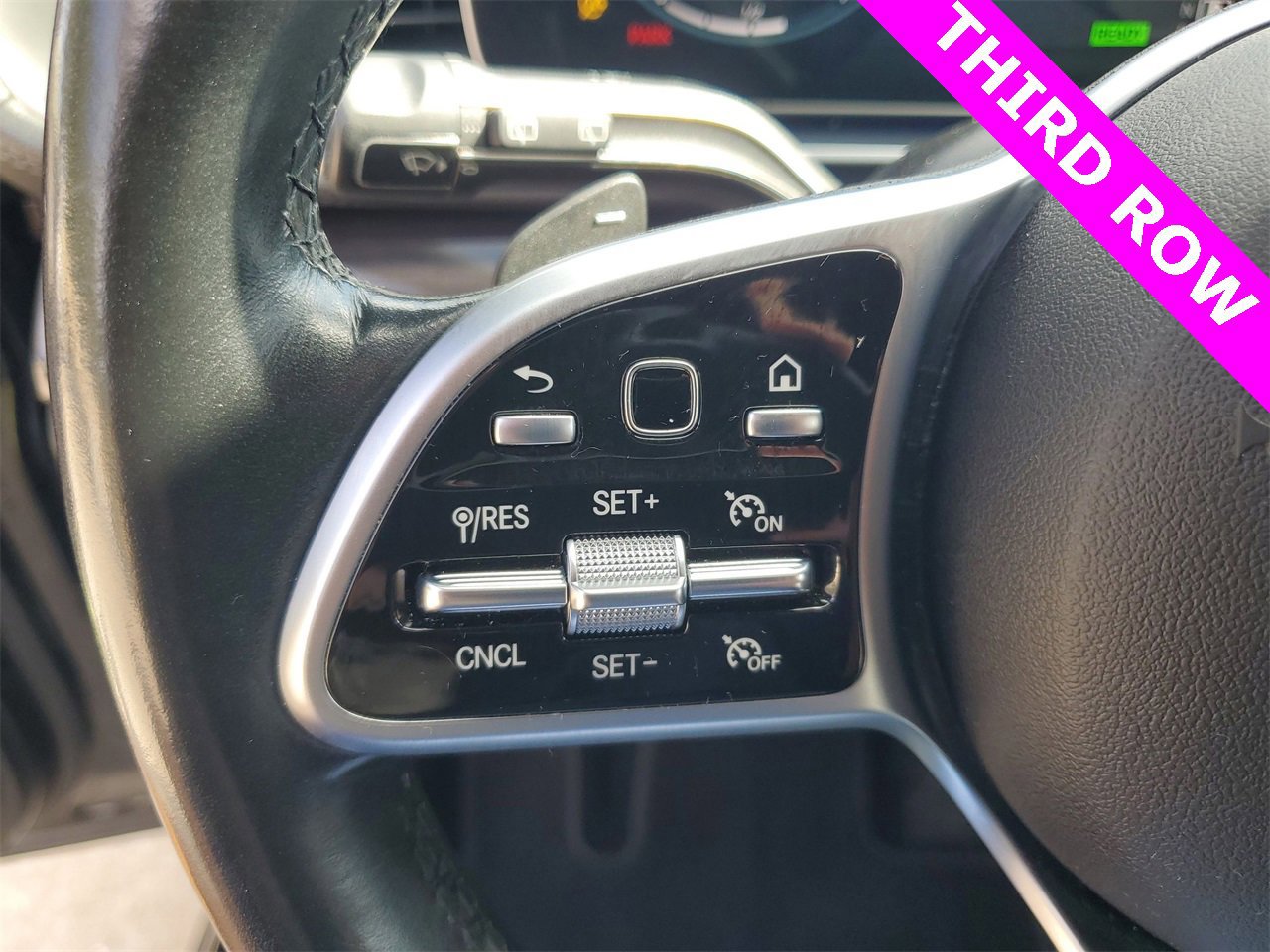 Used 2022 Mercedes-Benz GLS 450 4MATIC image 24