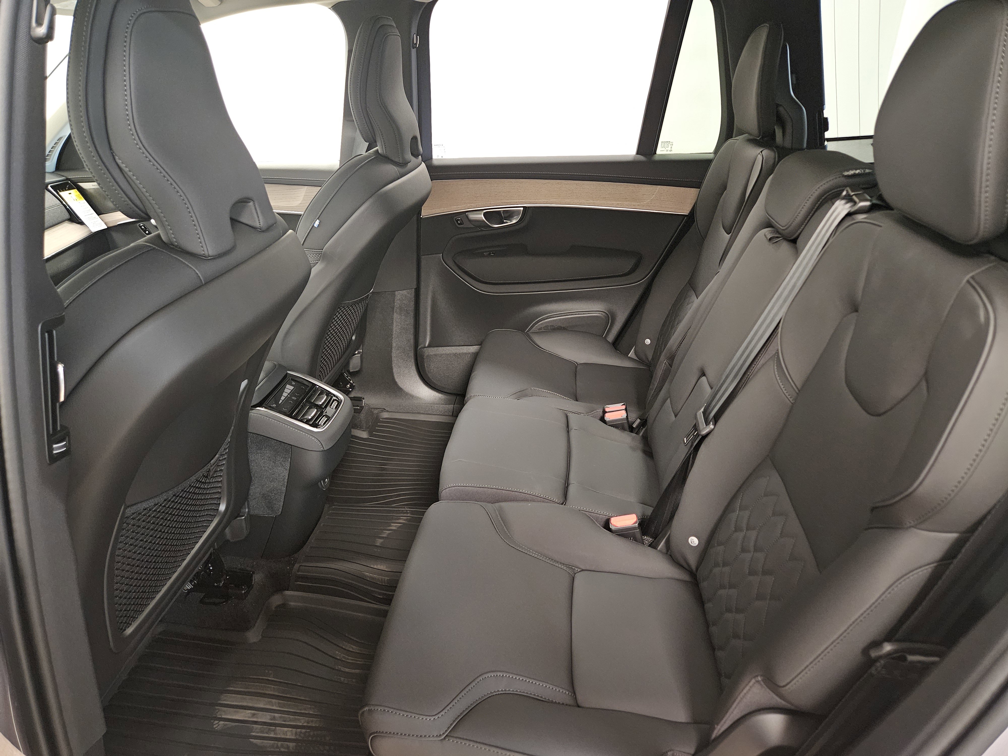 New 2026 Volvo XC90 B5 Plus image 12