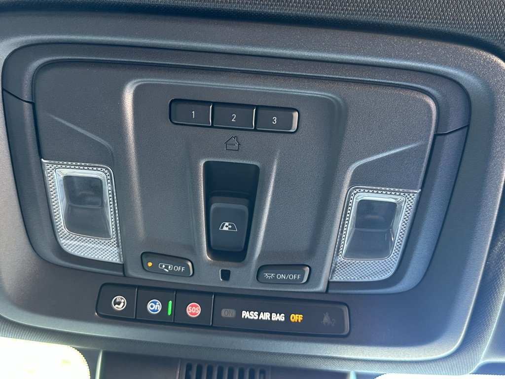 Used 2024 Chevrolet Silverado 1500 ZR2 w/ Technology Package image 31