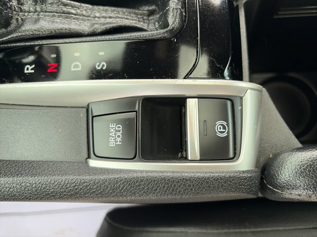 Used 2020 Honda Civic Touring image 28