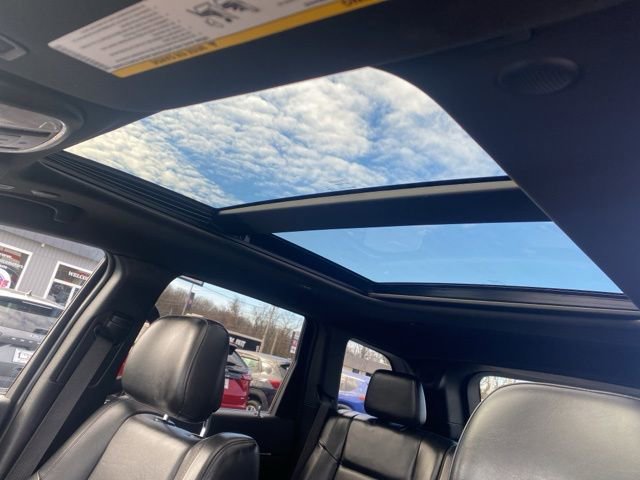 Used 2020 Jeep Grand Cherokee Limited w/ Luxury Group II image 25