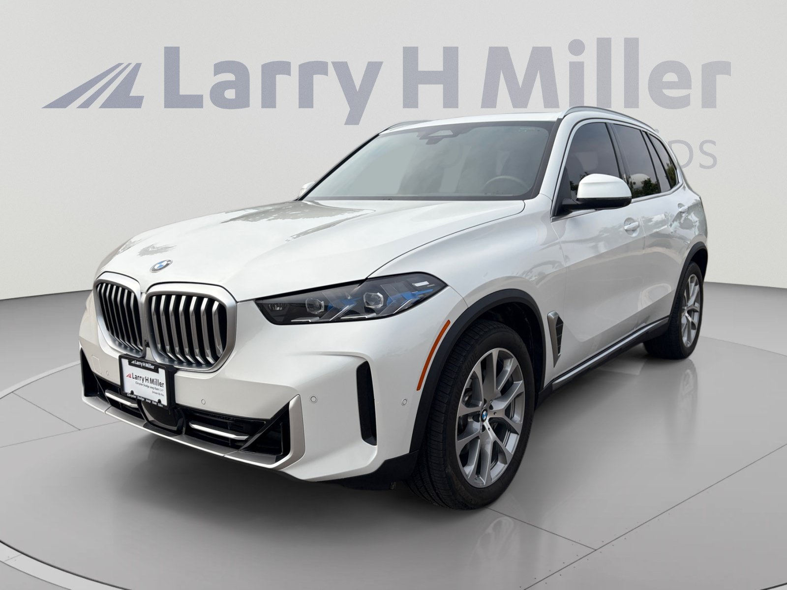 Used 2024 BMW X5 xDrive40i w/ Premium Package