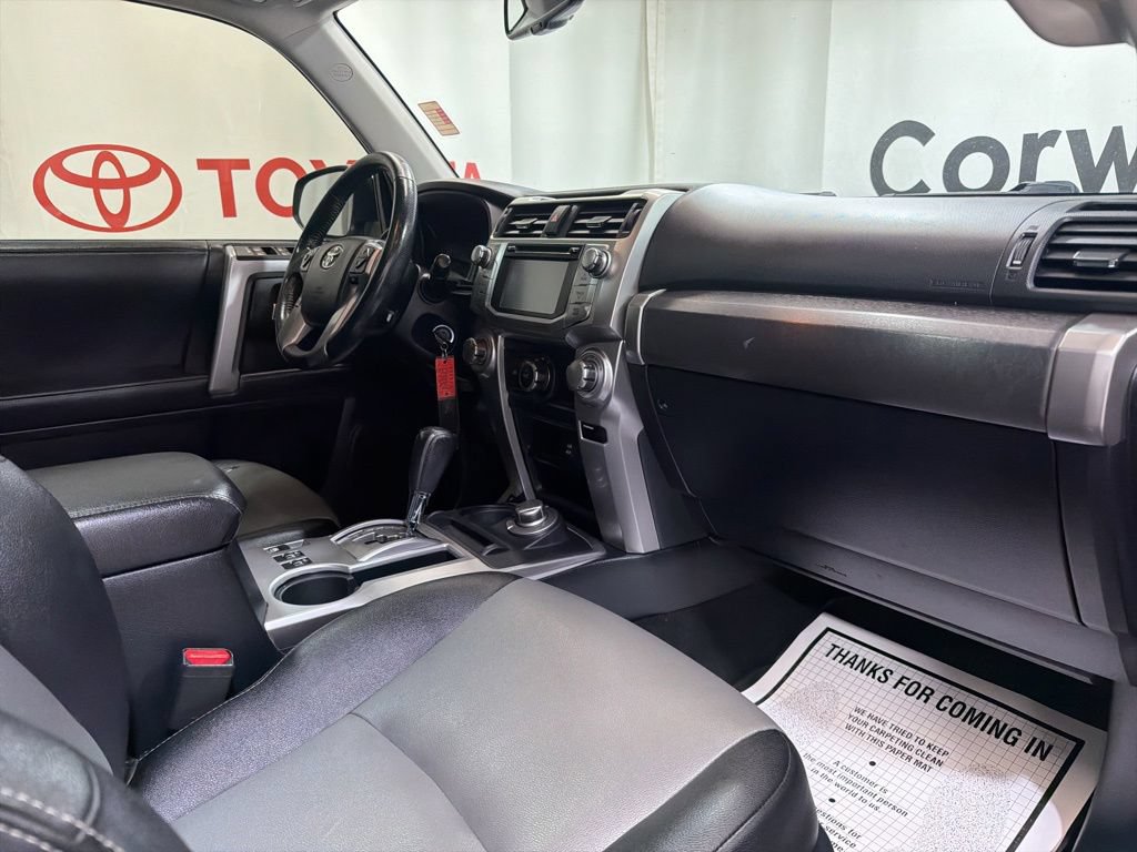 Used 2018 Toyota 4Runner SR5 Premium AWD/4WD image 9