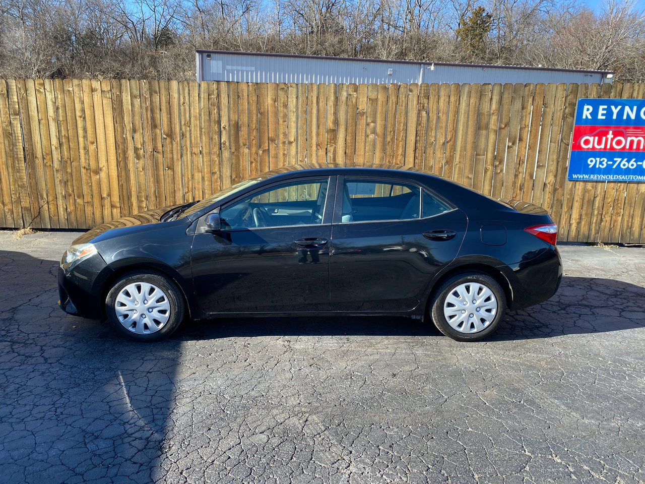 Used 2015 Toyota Corolla LE Premium image 5