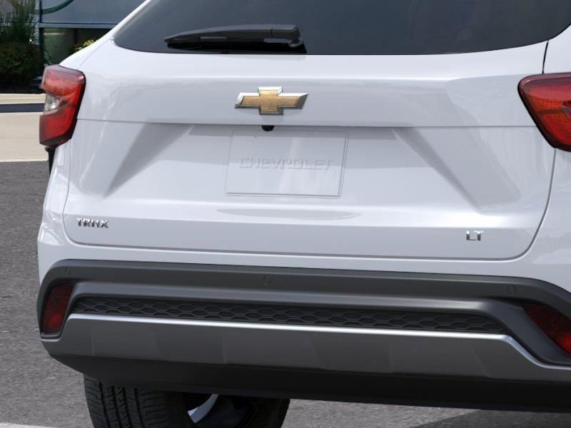 New 2026 Chevrolet Trax LT w/ Driver Confidence Package FWD image 14