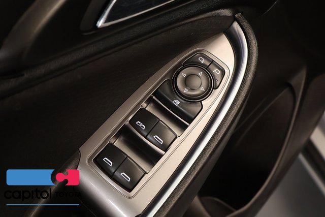 Used 2018 Chevrolet Malibu LT FWD image 10