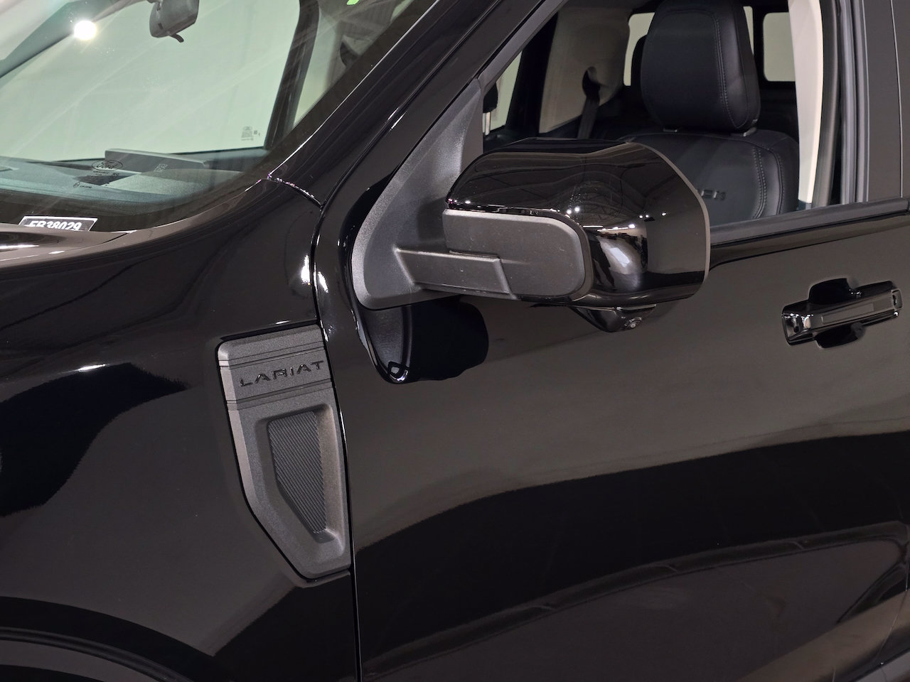 New 2025 Ford Maverick Lariat w/ Black Appearance Package AWD/4WD image 16