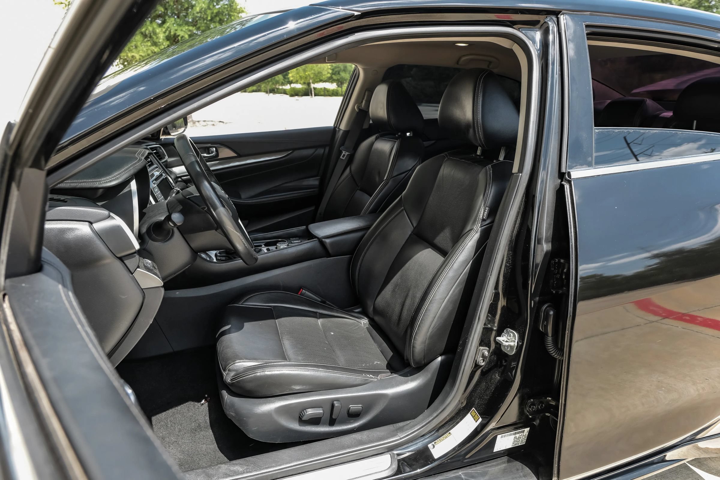 Used 2020 Nissan Maxima 3.5 SV w/ Floor Mat Group FWD image 35