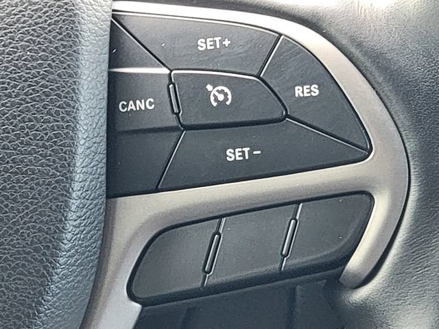 Certified 2022 Jeep Grand Cherokee Limited w/ Tech Group AWD/4WD image 34
