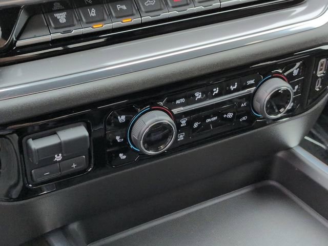 Used 2024 Chevrolet Silverado 2500 High Country w/ High Country Premium Package image 19