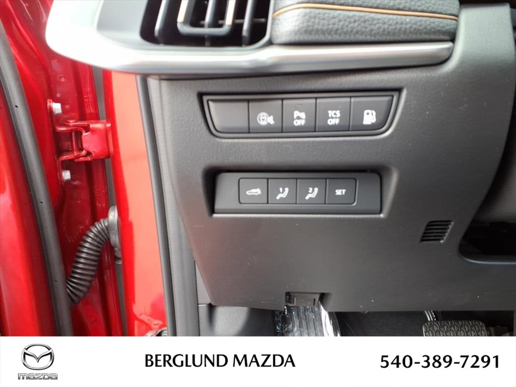 New 2026 MAZDA CX-90 Plug-In Hybrid w/ Preferred image 15