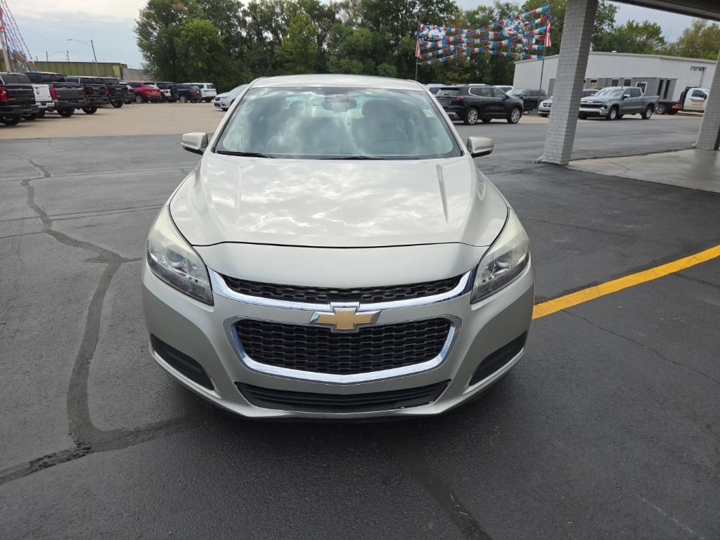 Used 2015 Chevrolet Malibu LT w/ Power Convenience Package FWD image 2