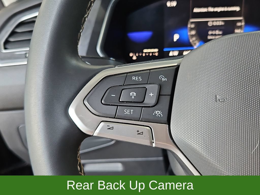 Used 2022 Volkswagen Tiguan SE FWD image 11