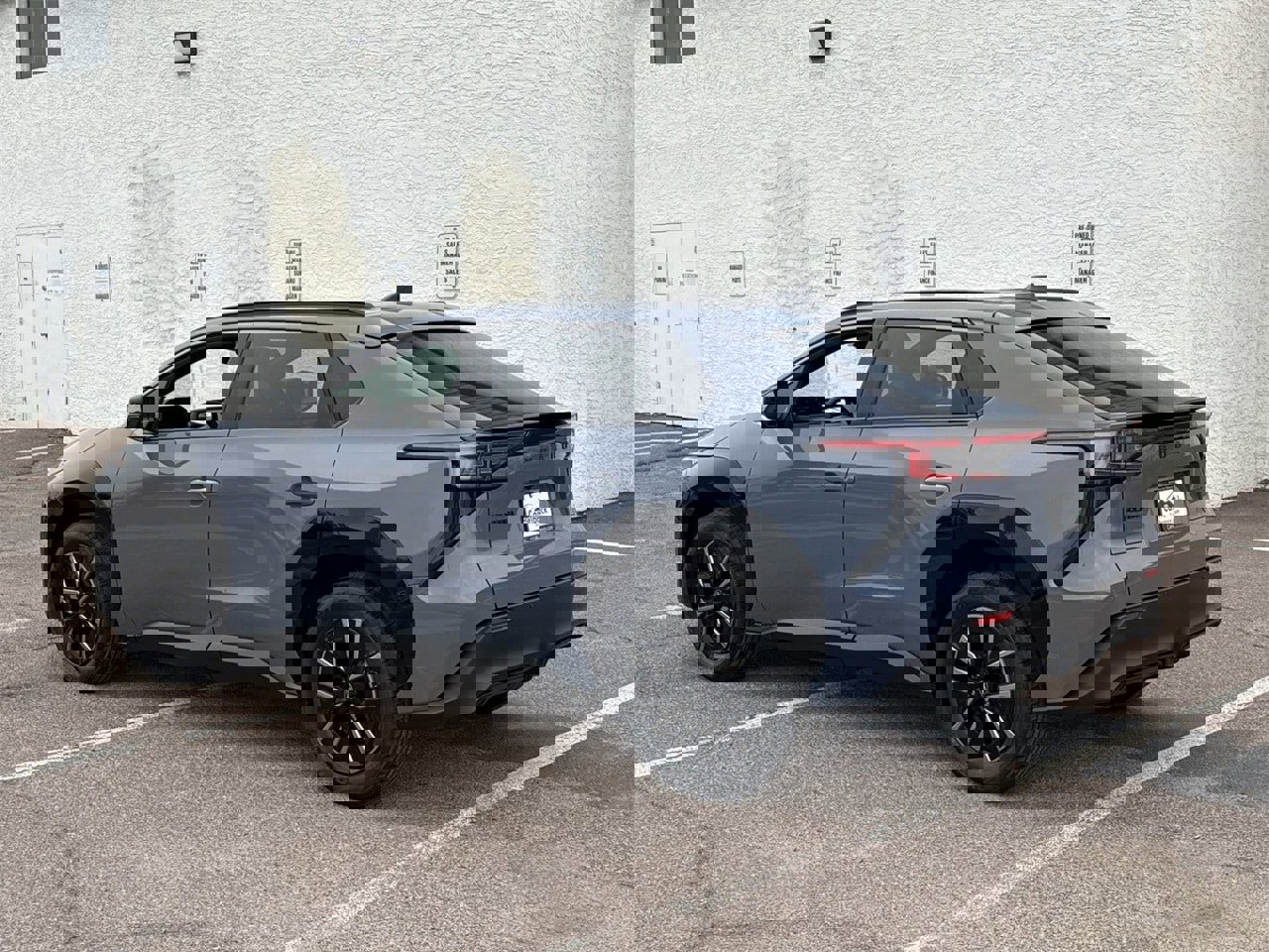 New 2026 Subaru Solterra Premium image 4