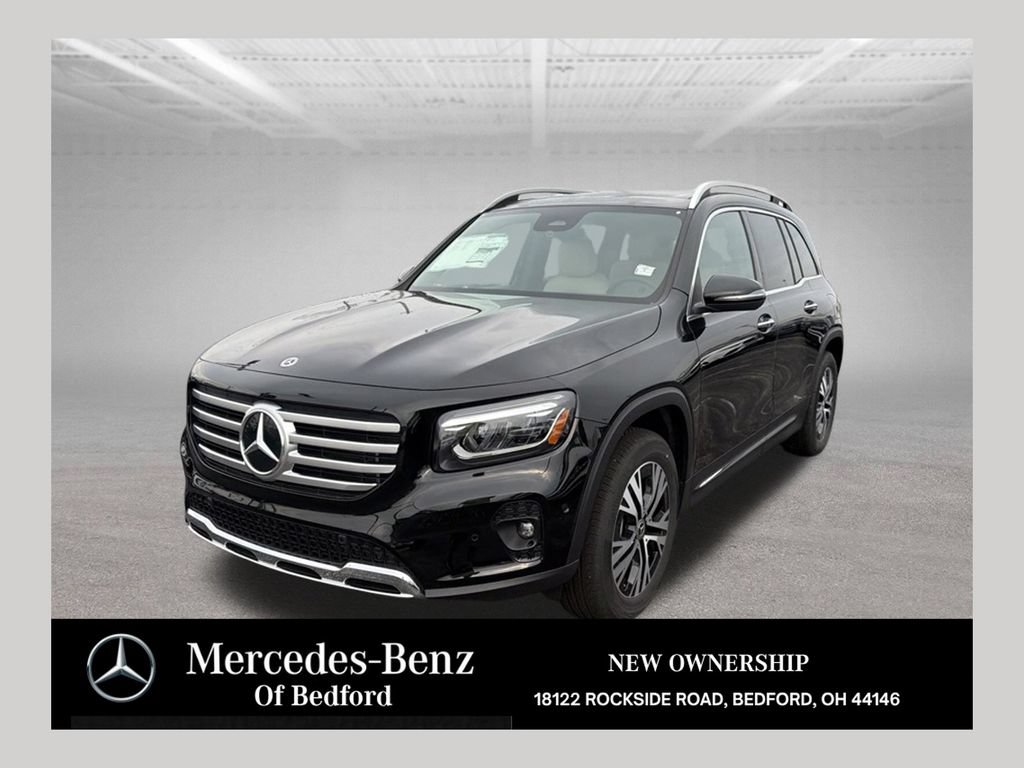 New 2026 Mercedes-Benz GLB 250 4MATIC image 1