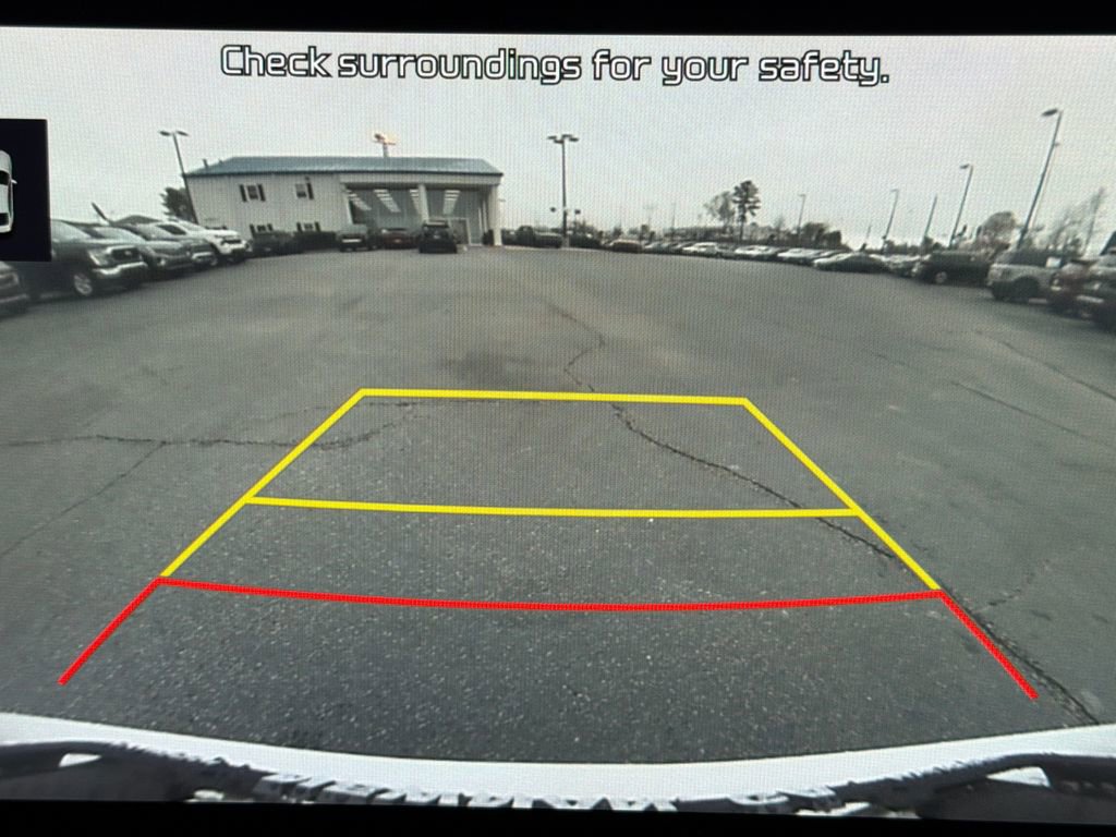 Used 2022 Kia Carnival SX Prestige image 28