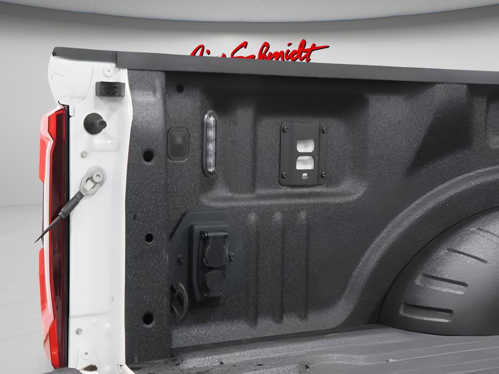 Used 2025 Ford F250 Platinum image 41