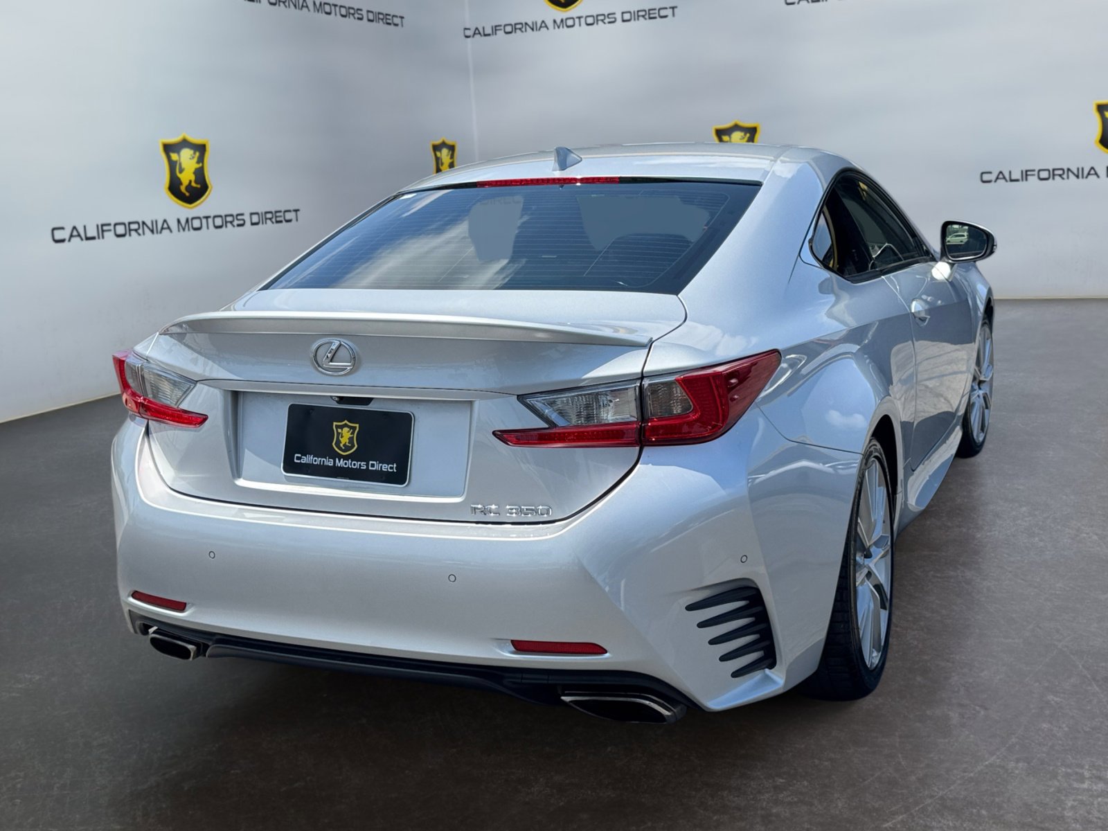 Used 2015 Lexus RC 350 w/ Luxury Package RWD image 5